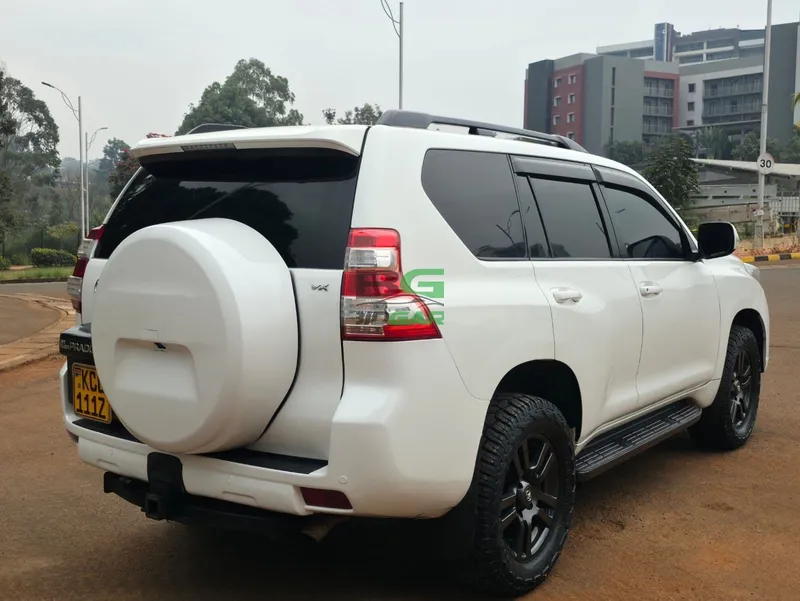 2010 Toyota Land Cruiser Prado J150 3L Diesel SUV, photo 4