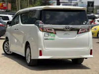 2019 Toyota Vellfire Petrol MPV, photo 3