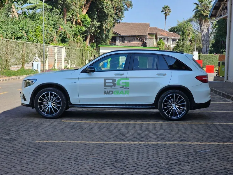 2018 Mercedes-Benz GLC43 AMG 3L Petrol SUV, photo 3