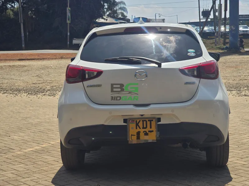 2018 Mazda Demio 1.3L Petrol Hatchback, photo 5