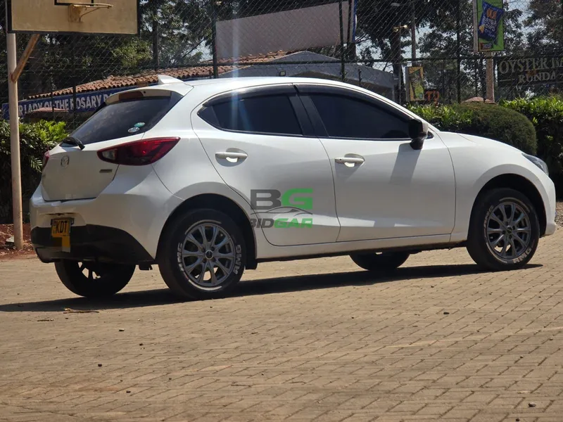 2018 Mazda Demio 1.3L Petrol Hatchback, photo 3