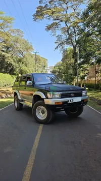 2000 Toyota Hilux 3L Diesel Pickup, main photo