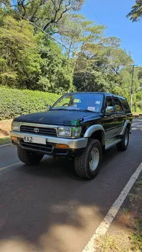 2000 Toyota Hilux 3L Diesel Pickup, photo 2