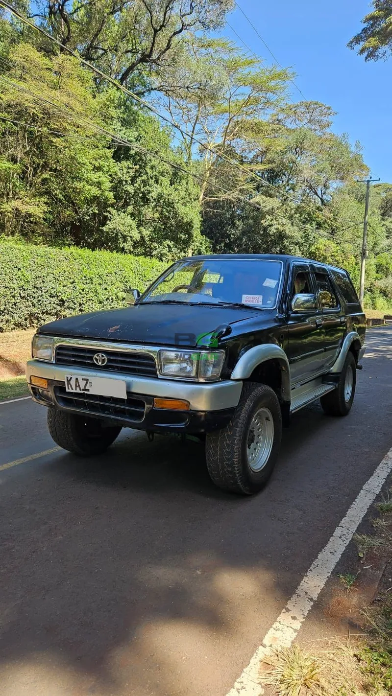 2000 Toyota Hilux 3L Diesel Pickup, photo 2