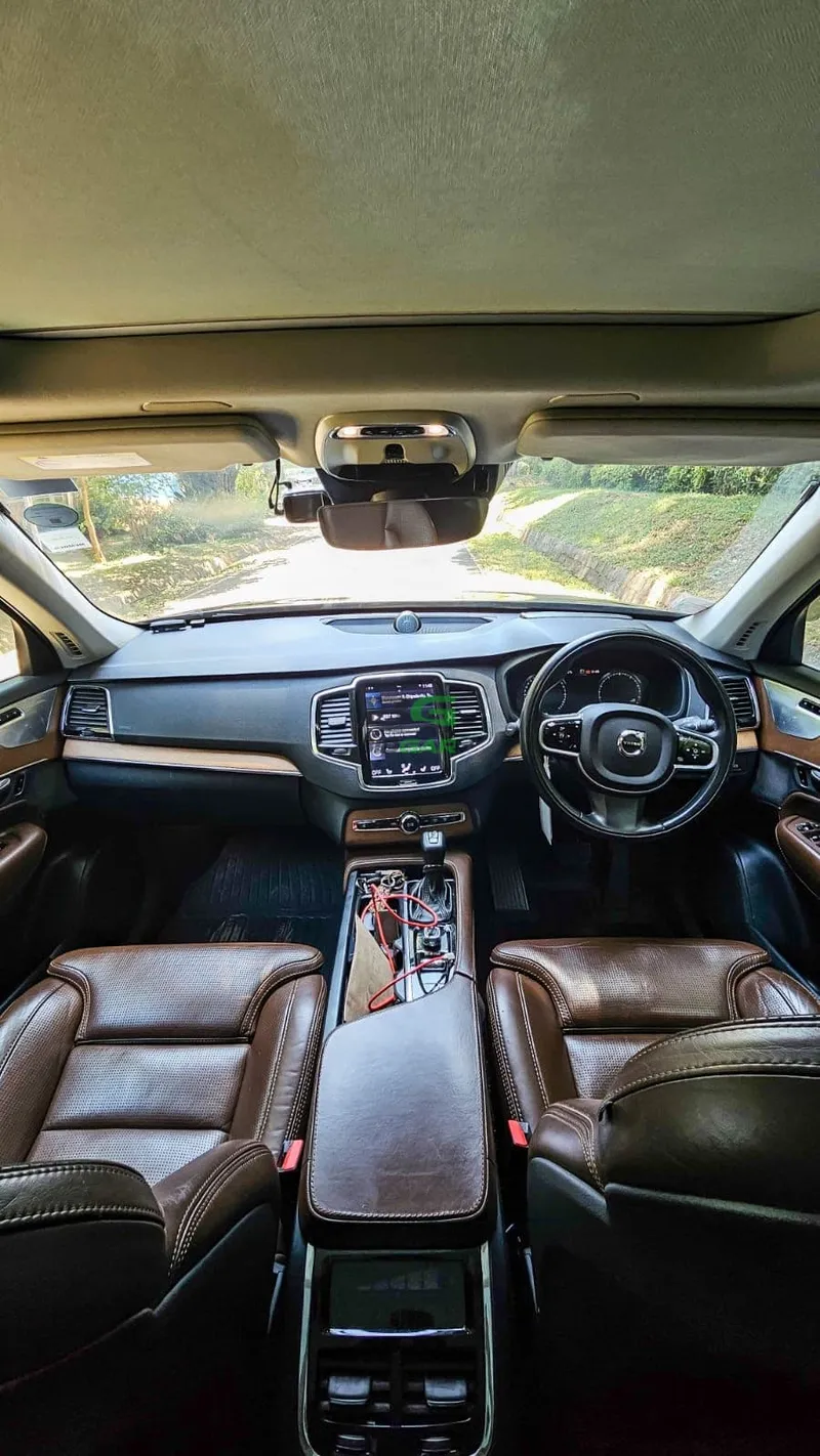 2018 Volvo XC90 T6 INSCRIPTION 2L Petrol SUV, photo 9