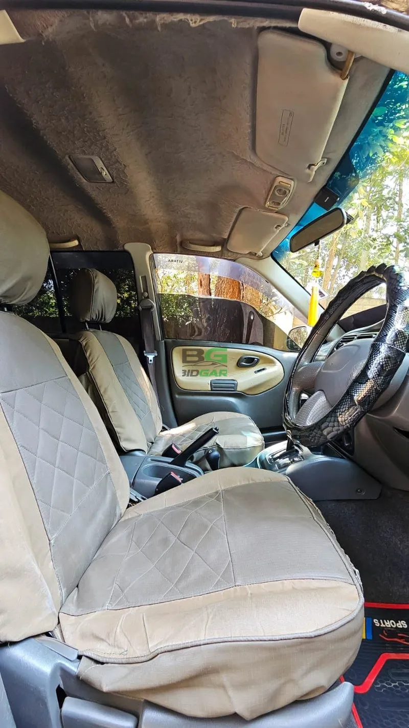 2000 Suzuki Escudo 2L Petrol SUV, photo 8