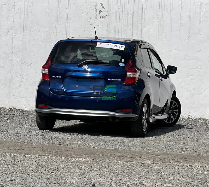 2020 Nissan Note Autech e-POWER 1.2L Electric Hatchback, photo 4