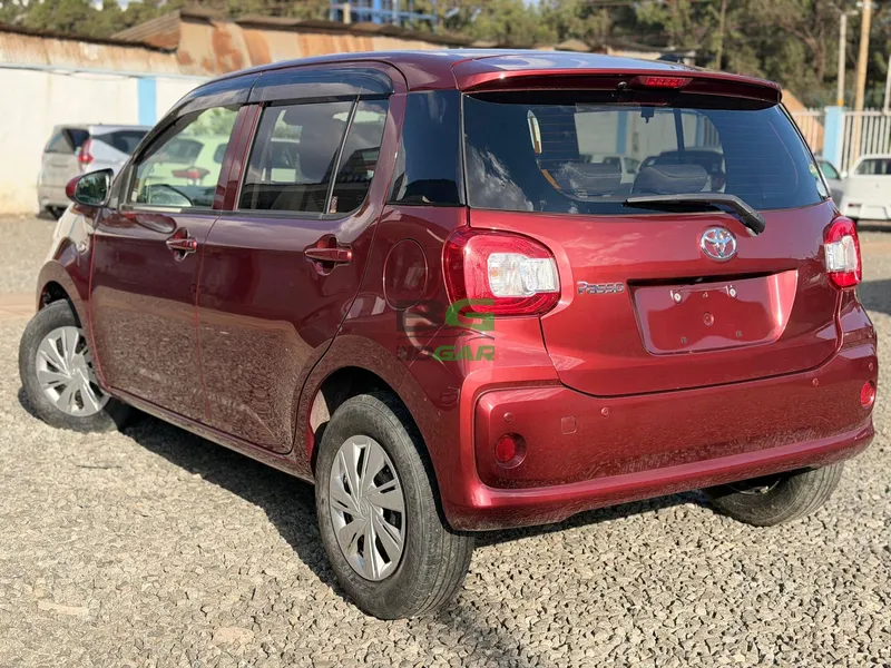2019 Toyota Passo Petrol Hatchback, photo 4