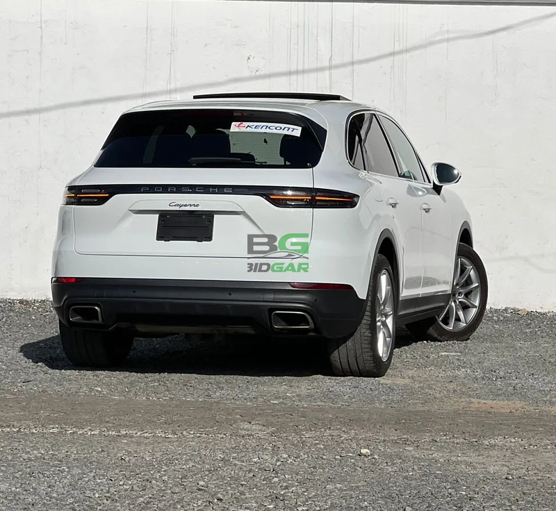 2020 Porsche Cayenne 3L Petrol SUV, photo 4