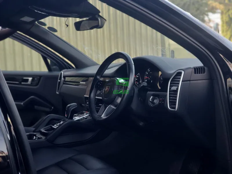 2019 Porsche Cayenne 3L Petrol SUV, photo 6