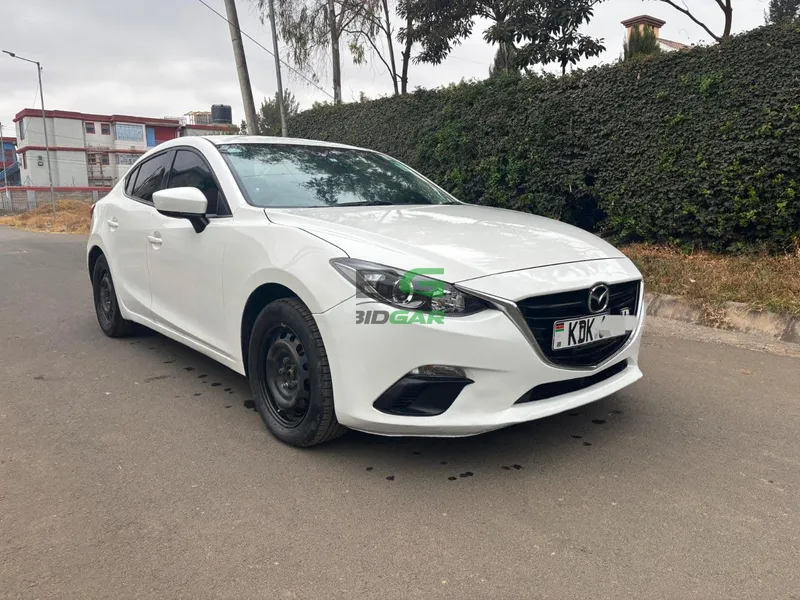 2015 Mazda Axela 1.5L Petrol Sedan, photo 2