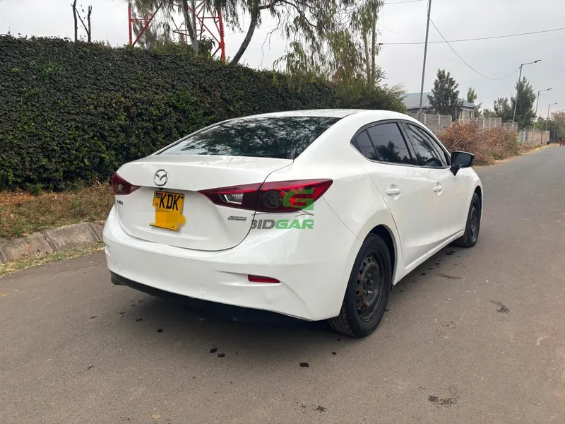 2015 Mazda Axela 1.5L Petrol Sedan, photo 3