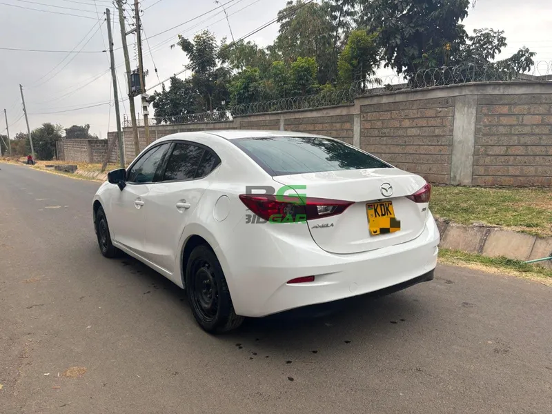 2015 Mazda Axela 1.5L Petrol Sedan, photo 4