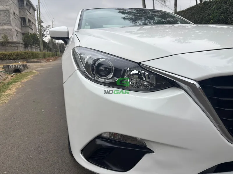 2015 Mazda Axela 1.5L Petrol Sedan, photo 13
