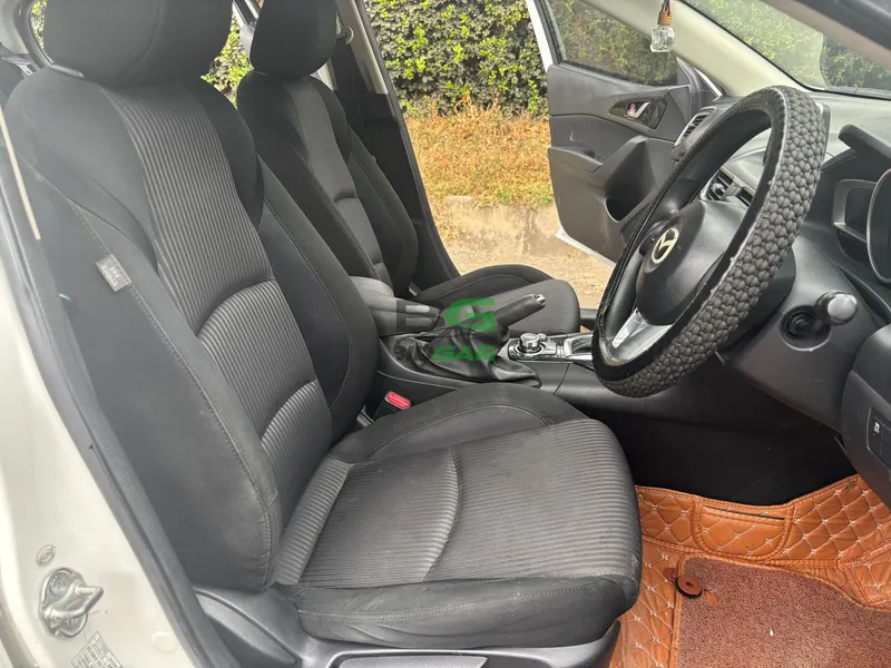 2015 Mazda Axela 1.5L Petrol Sedan, photo 8
