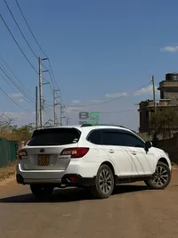 2016 Subaru Outback 2.5L Petrol, photo 5