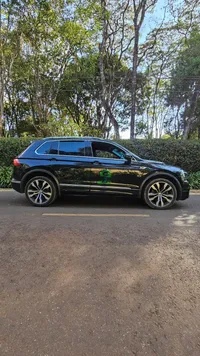 2019 Volkswagen Tiguan R-LINE 2L Diesel SUV, photo 5