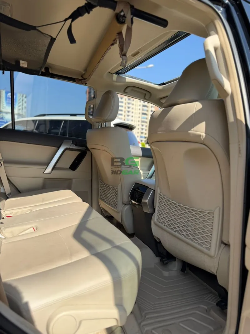 2023 Toyota Prado TX-L 70th Anniversary Black Edition Petrol SUV, photo 5