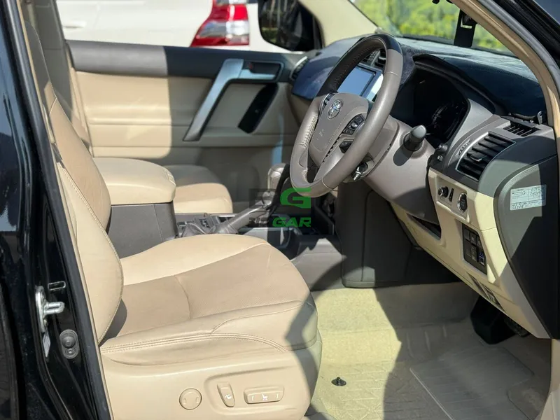 2023 Toyota Prado TX-L 70th Anniversary Black Edition Petrol SUV, photo 7