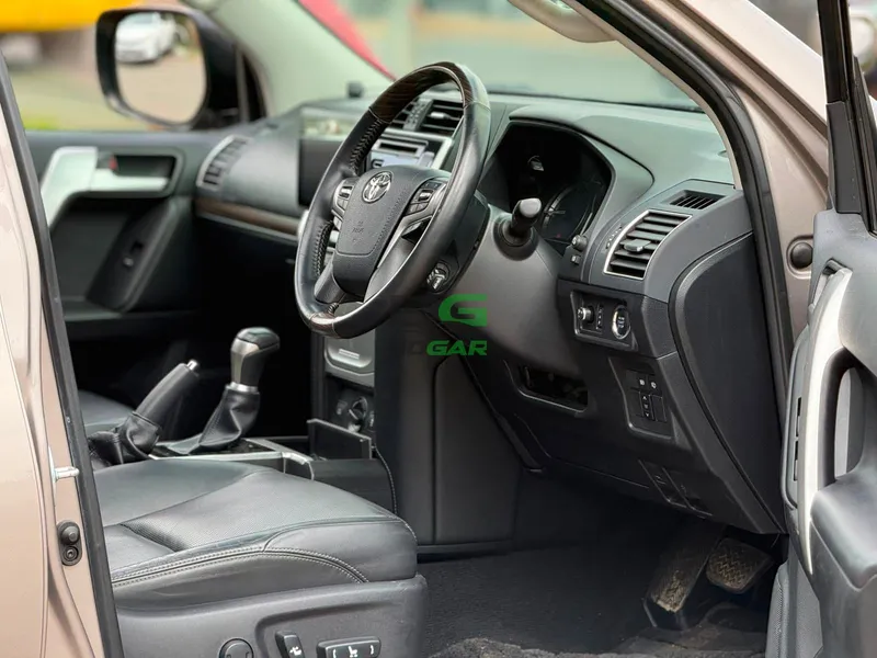 2019 Toyota Land Cruiser Prado Petrol SUV, photo 8