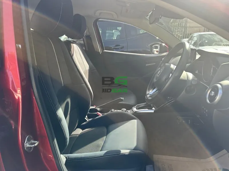 2020 Mazda 2 Sports Grade 1.5L Petrol Hatchback, photo 7