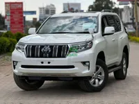 2020 Toyota Land Cruiser Prado Petrol SUV, photo 2