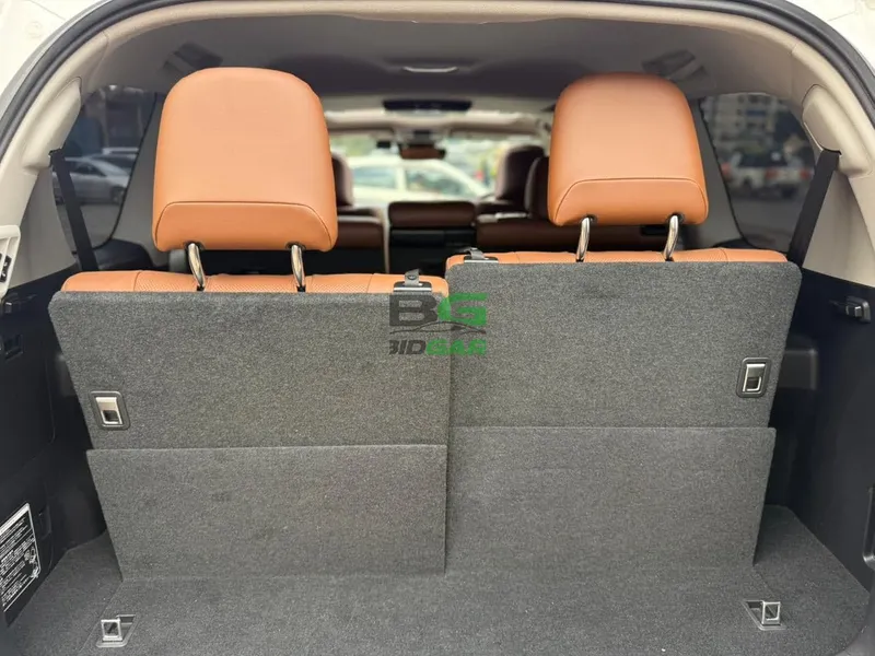 2022 Toyota Land Cruiser Prado TX-L TRD Petrol SUV, photo 7