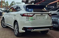 2019 Toyota Harrier Modelista Petrol SUV, photo 2