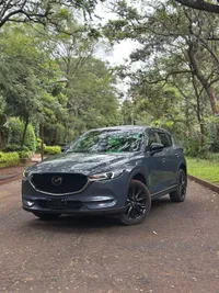 2021 Mazda CX-5 Exclusive 2.2L Diesel SUV, photo 2