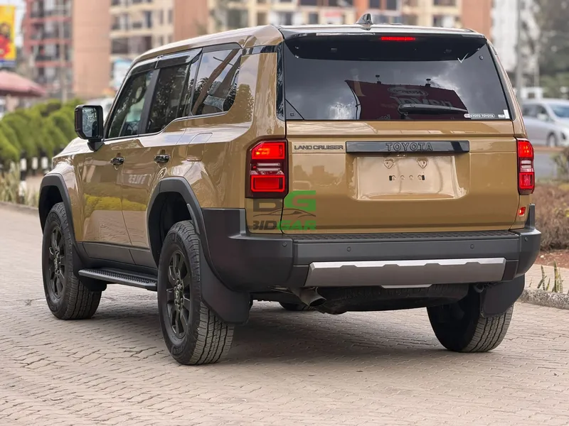 2024 Toyota Land Cruiser Prado J250 Diesel SUV, photo 3