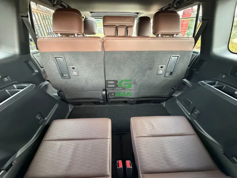 2024 Toyota Land Cruiser Prado J250 Diesel SUV, photo 6