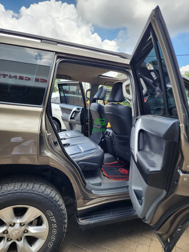 2013 Toyota Land Cruiser Prado 2.8L Diesel SUV, photo 7
