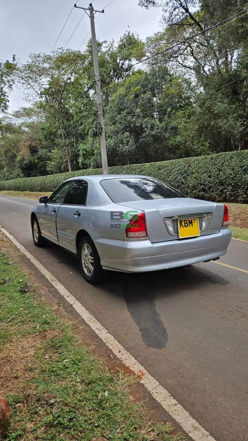 2003 Mitsubishi Diamante 2.5L Petrol Sedan, photo 4