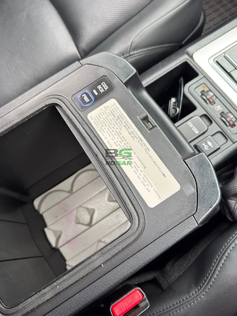 2020 Toyota Land Cruiser VXL 3L Diesel SUV, photo 4