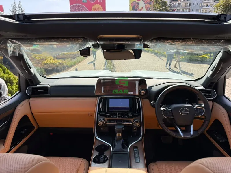 2022 Lexus LX600 3.5L Petrol SUV, photo 7