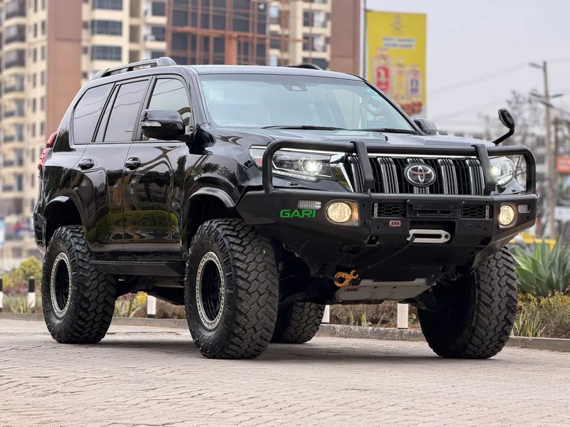 2020 Toyota Land Cruiser Prado