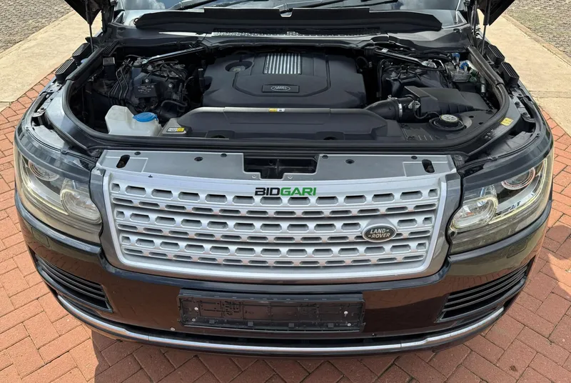 2017 Range Rover Vogue 3L Diesel SUV, photo 5