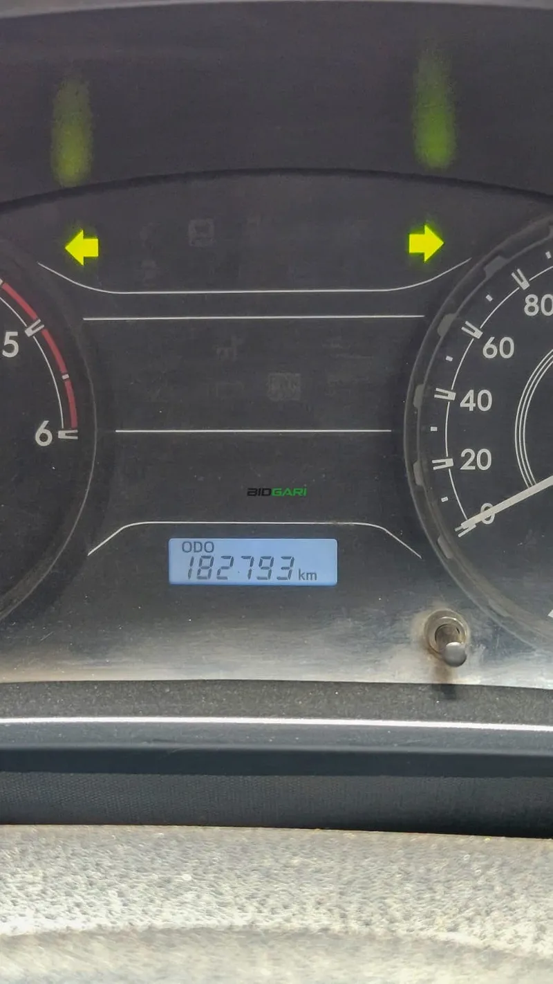 2016 Toyota Hilux 2.4L Diesel Pickup, photo 7