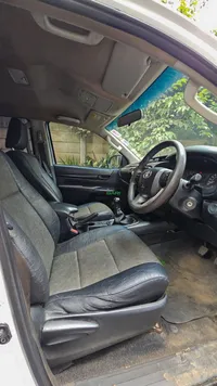 2016 Toyota Hilux 2.4L Diesel Pickup, photo 4