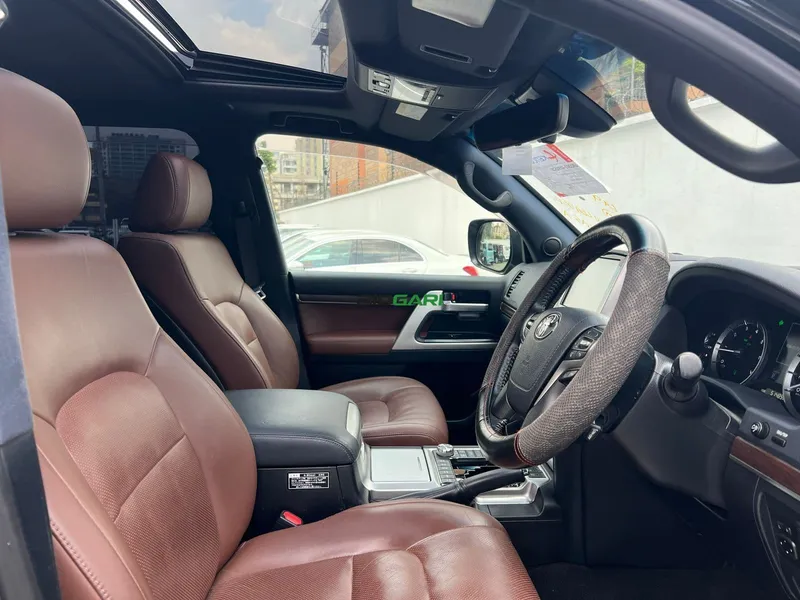 2019 Toyota Land Cruiser V8 ZX 4.6L Petrol SUV, photo 7