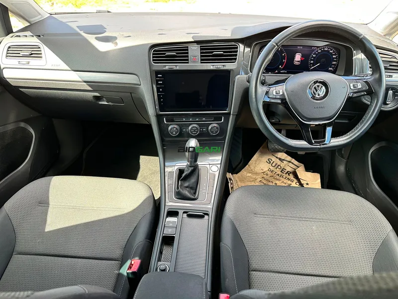 2019 Volkswagen Golf MK7.5 1.4L Petrol Hatchback, photo 7