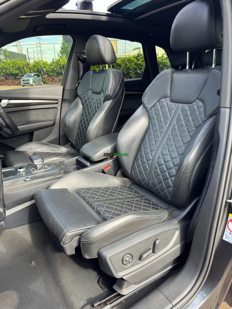 2018 Audi SQ5 3L Petrol SUV, photo 7