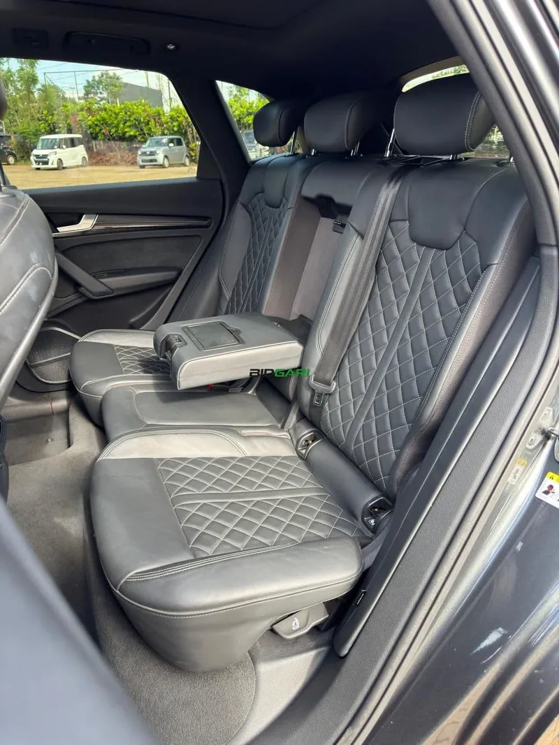 2018 Audi SQ5 3L Petrol SUV, photo 8