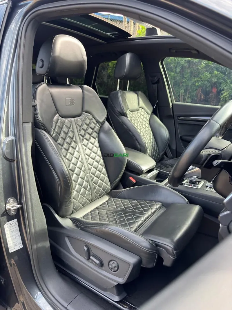 2018 Audi SQ5 3L Petrol SUV, photo 11
