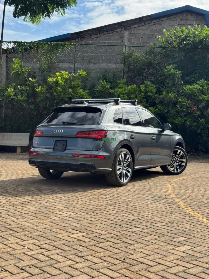 2018 Audi SQ5 3L Petrol SUV, photo 6