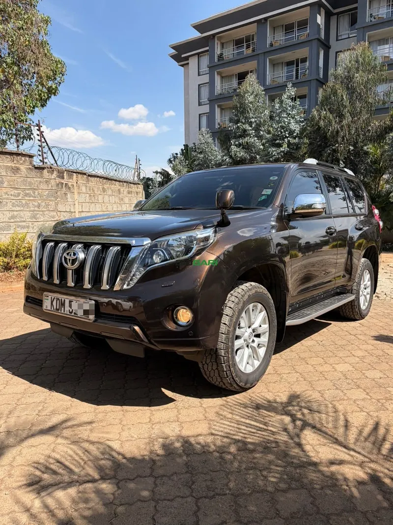 2017 Toyota Land Cruiser Prado J150 TX-L 2.7L Petrol SUV, photo 3