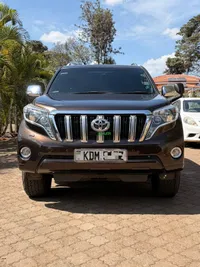 2017 Toyota Land Cruiser Prado J150 TX-L 2.7L Petrol SUV, photo 2