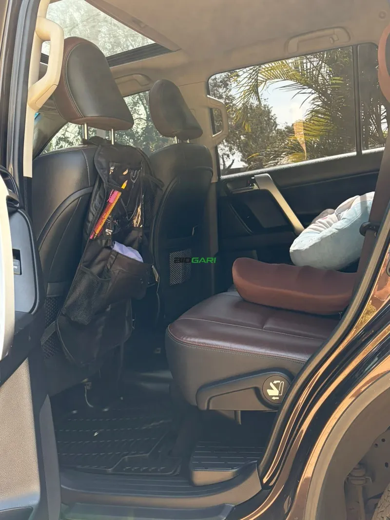 2017 Toyota Land Cruiser Prado J150 TX-L 2.7L Petrol SUV, photo 9
