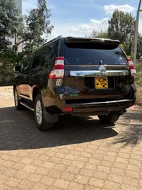 2017 Toyota Land Cruiser Prado J150 TX-L 2.7L Petrol SUV, photo 4
