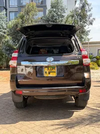 2017 Toyota Land Cruiser Prado J150 TX-L 2.7L Petrol SUV, photo 6